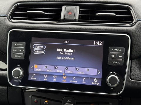 39kWh Tekna Hatchback 5dr Electric Auto (150 ps)