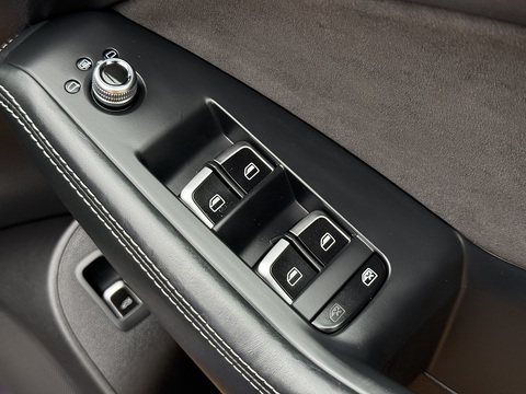 3.0 BiTDI V6 Plus SUV 5dr Diesel Tiptronic quattro Euro 6 (s/s) (340 ps)