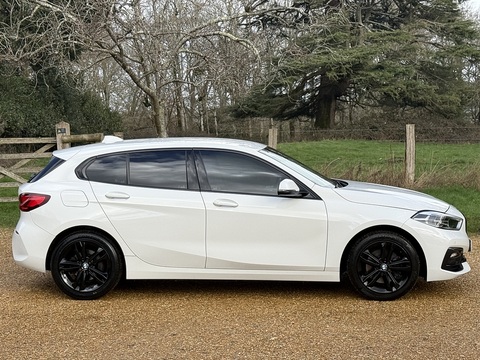 1.5 116d Sport Hatchback 5dr Diesel DCT Euro 6 (s/s) (116 ps)