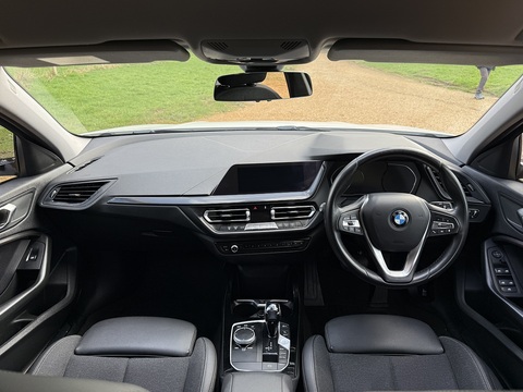 1.5 116d Sport Hatchback 5dr Diesel DCT Euro 6 (s/s) (116 ps)