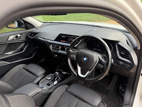 1.5 116d Sport Hatchback 5dr Diesel DCT Euro 6 (s/s) (116 ps)