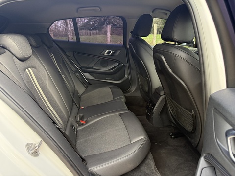 1.5 116d Sport Hatchback 5dr Diesel DCT Euro 6 (s/s) (116 ps)