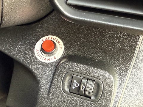 BlueHDi Feel 1.5 5dr WAV Automatic Diesel