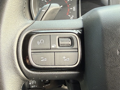 BlueHDi Feel 1.5 5dr WAV Automatic Diesel