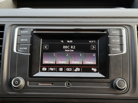 2.0 TDI T30 BlueMotion Tech Startline Kombi Double Cab 5dr Diesel Manual FWD SWB Euro 6 (s/s) (102 ps)