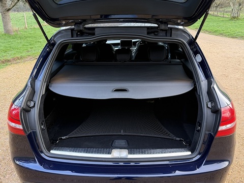 2.1 C220d AMG Line Estate 5dr Diesel G-Tronic+ Euro 6 (s/s) (170 ps)