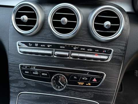 2.1 C220d AMG Line Estate 5dr Diesel G-Tronic+ Euro 6 (s/s) (170 ps)