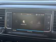 Peugeot Traveller BlueHDi Allure