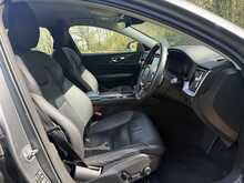 Volvo V60 D3 Momentum Plus