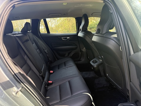 2.0 D3 Momentum Plus Estate 5dr Diesel Auto Euro 6 (s/s) (150 ps)