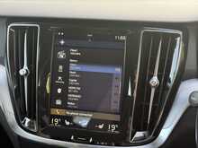 Volvo V60 D3 Momentum Plus