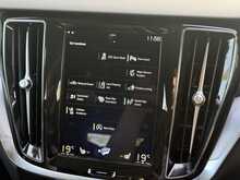 Volvo V60 D3 Momentum Plus