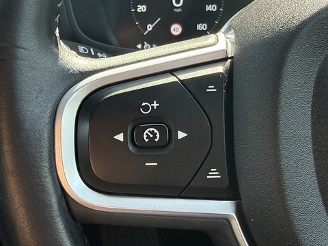 2.0 D3 Momentum Plus Estate 5dr Diesel Auto Euro 6 (s/s) (150 ps)