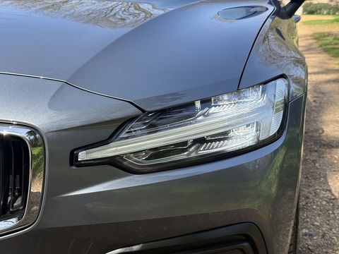 2.0 D3 Momentum Plus Estate 5dr Diesel Auto Euro 6 (s/s) (150 ps)