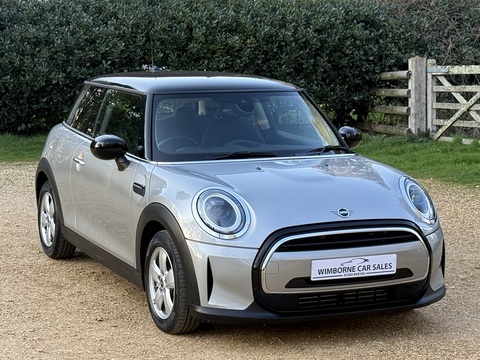 1.5 Cooper Classic Hatchback 3dr Petrol Steptronic Euro 6 (s/s) (136 ps)