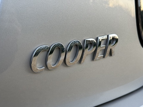 1.5 Cooper Classic Hatchback 3dr Petrol Steptronic Euro 6 (s/s) (136 ps)