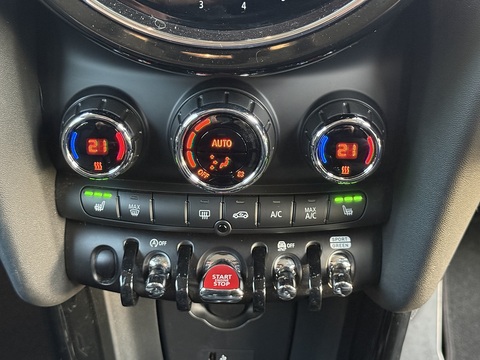 1.5 Cooper Classic Hatchback 3dr Petrol Steptronic Euro 6 (s/s) (136 ps)