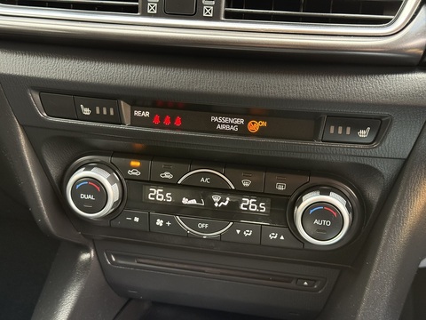 2.0 SKYACTIV-G Sport Nav Hatchback 5dr Petrol Manual Euro 6 (s/s) (121 ps)