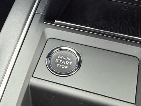 1.5 BlueHDi C-Series Edition SUV 5dr Diesel EAT8 Euro 6 (s/s) (130 ps)