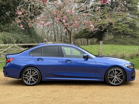 2.0 320d MHT M Sport Saloon 4dr Diesel Hybrid Auto Euro 6 (s/s) (190 ps)