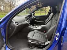 BMW 3 Series 320d MHT M Sport