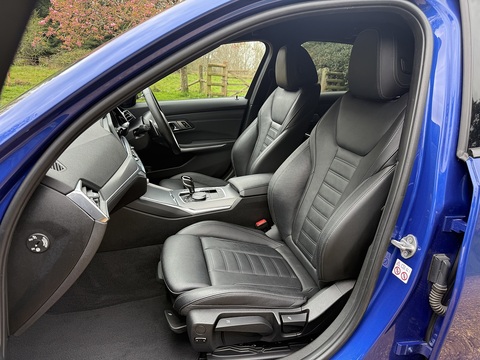 2.0 320d MHT M Sport Saloon 4dr Diesel Hybrid Auto Euro 6 (s/s) (190 ps)