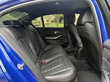 BMW 3 Series 320d MHT M Sport