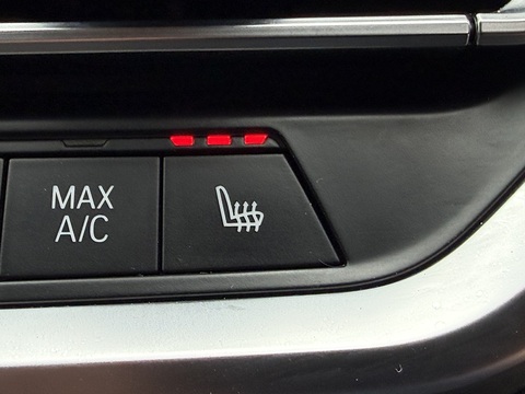 2.0 320d MHT M Sport Saloon 4dr Diesel Hybrid Auto Euro 6 (s/s) (190 ps)