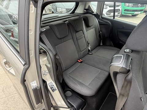 1.6 Titanium MPV 5dr Petrol Powershift Euro 5 (105 ps)