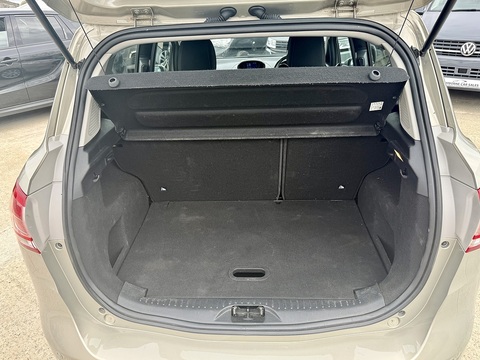 1.6 Titanium MPV 5dr Petrol Powershift Euro 5 (105 ps)