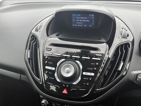 1.6 Titanium MPV 5dr Petrol Powershift Euro 5 (105 ps)