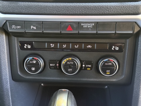 3.0 TDI V6 BlueMotion Tech Highline Pickup Double Cab 4dr Diesel Auto 4Motion Euro 6 (s/s) (224 ps)