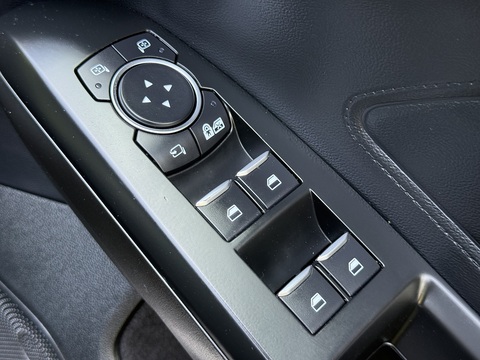 1.5 EcoBlue ST-Line X Estate 5dr Diesel Manual Euro 6 (s/s) (120 ps)