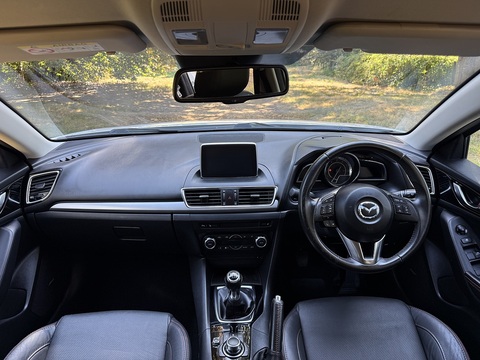 2.0 SKYACTIV-G Sport Nav Hatchback 5dr Petrol Manual Euro 5 (s/s) (165 ps)