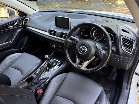 2.0 SKYACTIV-G Sport Nav Hatchback 5dr Petrol Manual Euro 5 (s/s) (165 ps)