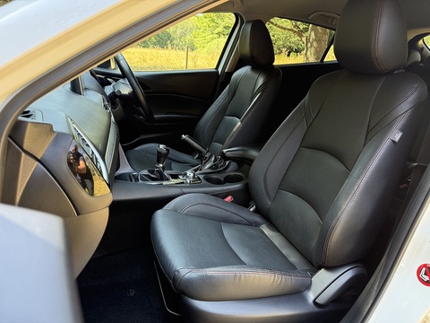 2.0 SKYACTIV-G Sport Nav Hatchback 5dr Petrol Manual Euro 5 (s/s) (165 ps)