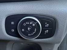 Ford Transit Custom 320 EcoBlue Trend