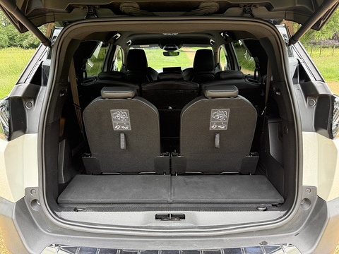 2.0 BlueHDi GT SUV 5dr Diesel EAT Euro 6 (s/s) (180 ps)