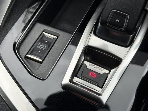 2.0 BlueHDi GT SUV 5dr Diesel EAT Euro 6 (s/s) (180 ps)