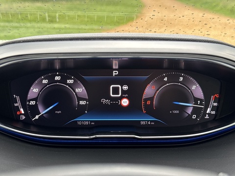 2.0 BlueHDi GT SUV 5dr Diesel EAT Euro 6 (s/s) (180 ps)
