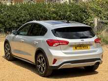 Ford Focus T EcoBoost Active X