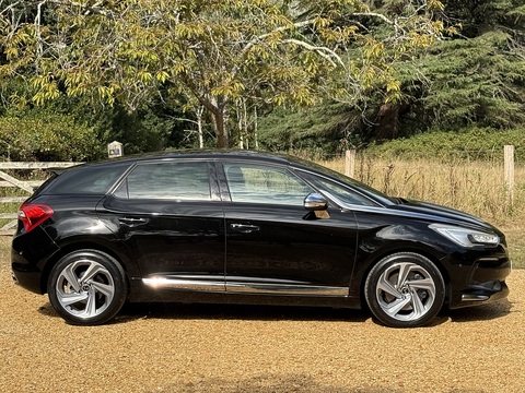 2.0 BlueHDi Prestige Hatchback 5dr Diesel EAT6 Euro 6 (s/s) (180 ps)