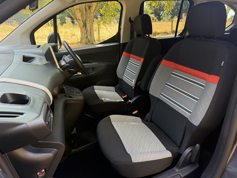 50kWh Flair XTR XL MPV 5dr Electric Auto (7.4kW Charger) (136 ps)