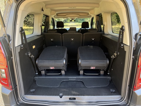 50kWh Flair XTR XL MPV 5dr Electric Auto (7.4kW Charger) (136 ps)