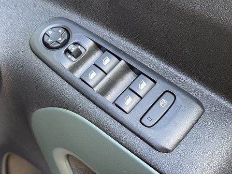 50kWh Flair XTR XL MPV 5dr Electric Auto (7.4kW Charger) (136 ps)