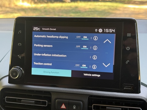 50kWh Flair XTR XL MPV 5dr Electric Auto (7.4kW Charger) (136 ps)