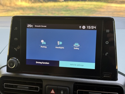 50kWh Flair XTR XL MPV 5dr Electric Auto (7.4kW Charger) (136 ps)