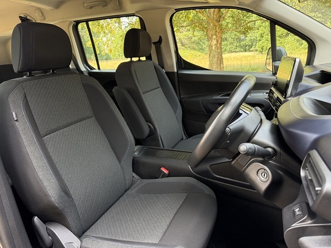 1.5 BlueHDi Allure Long MPV 5dr Diesel Manual Euro 6 (s/s) (130 ps)