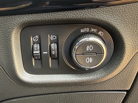 1.2 Turbo SRi Nav Sports Tourer 5dr Petrol Manual Euro 6 (s/s) (145 ps)