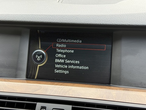 2.0 520d SE Saloon 4dr Diesel Manual Euro 5 (184 ps)
